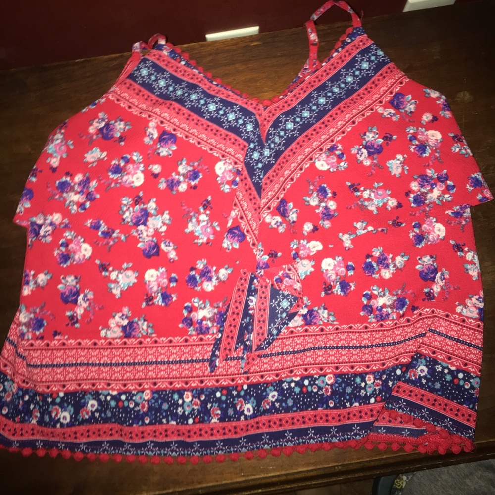 cute flowy cropped tank top